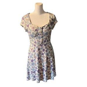No Boundaries Juniors Purple and White Floral Skater Mini Dress Size M (7-9)